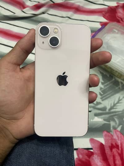 Apple iPhone 13
