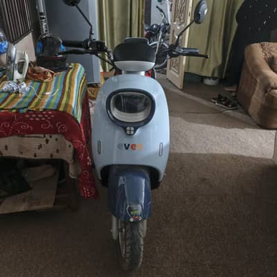evee nisa scooty for sale