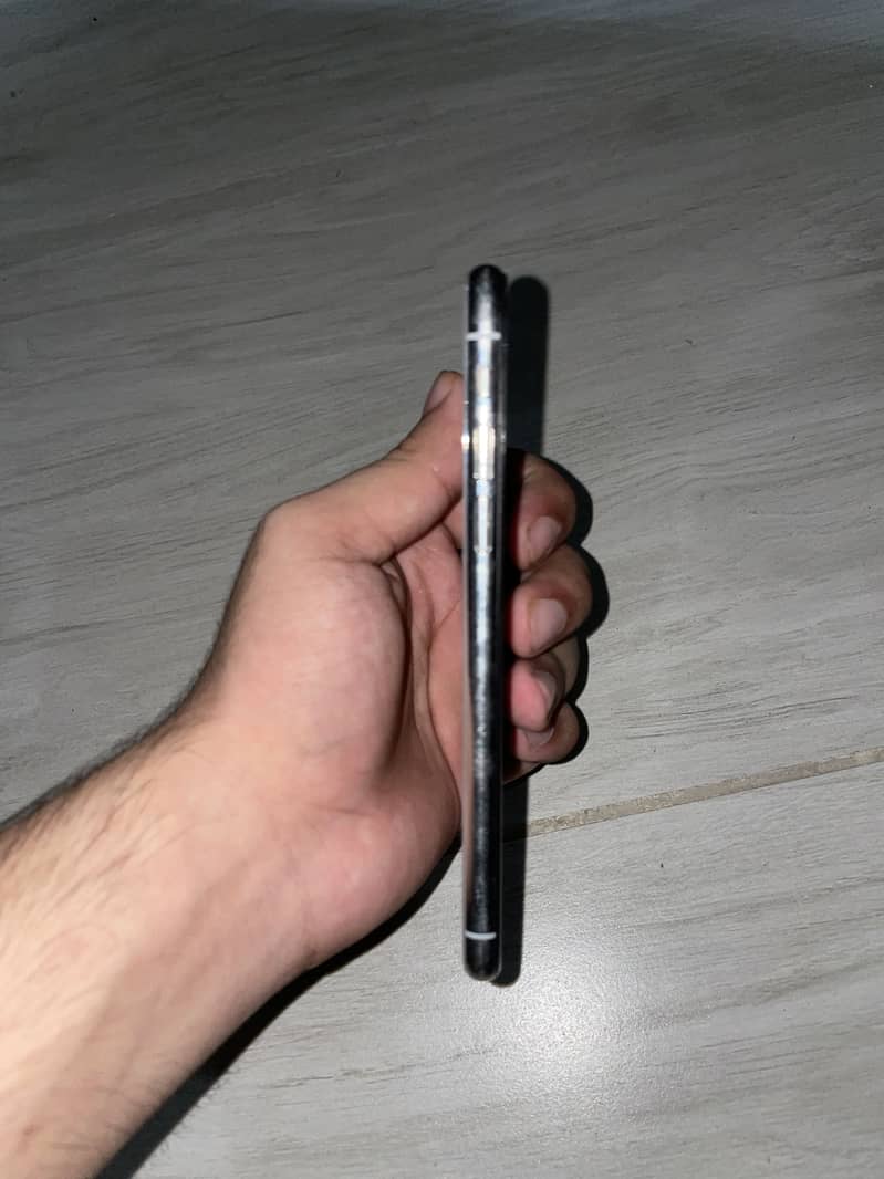 Apple iPhone X 1