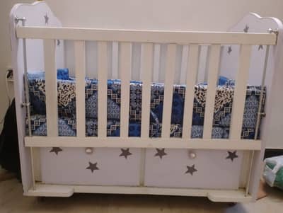 baby cot