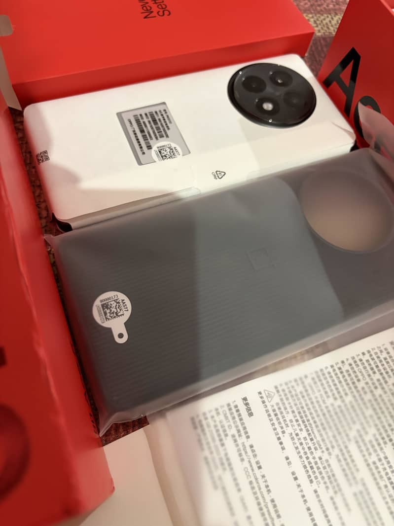 One Plus Ace 5 4