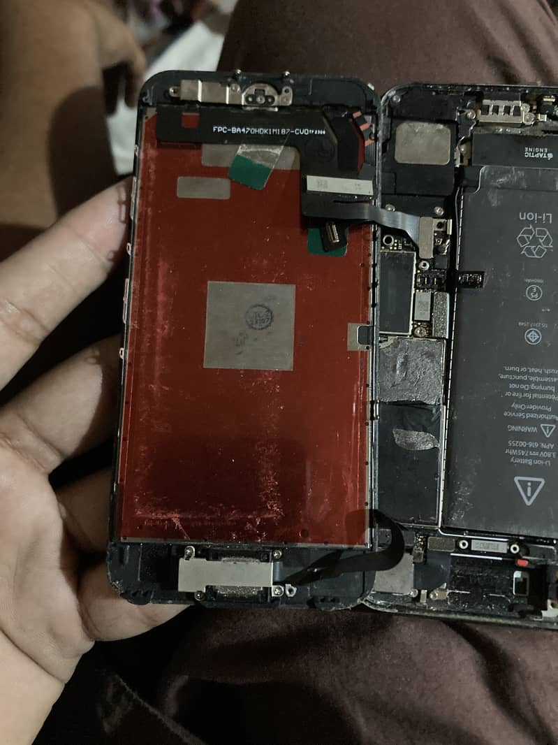 Apple iPhone 7 4