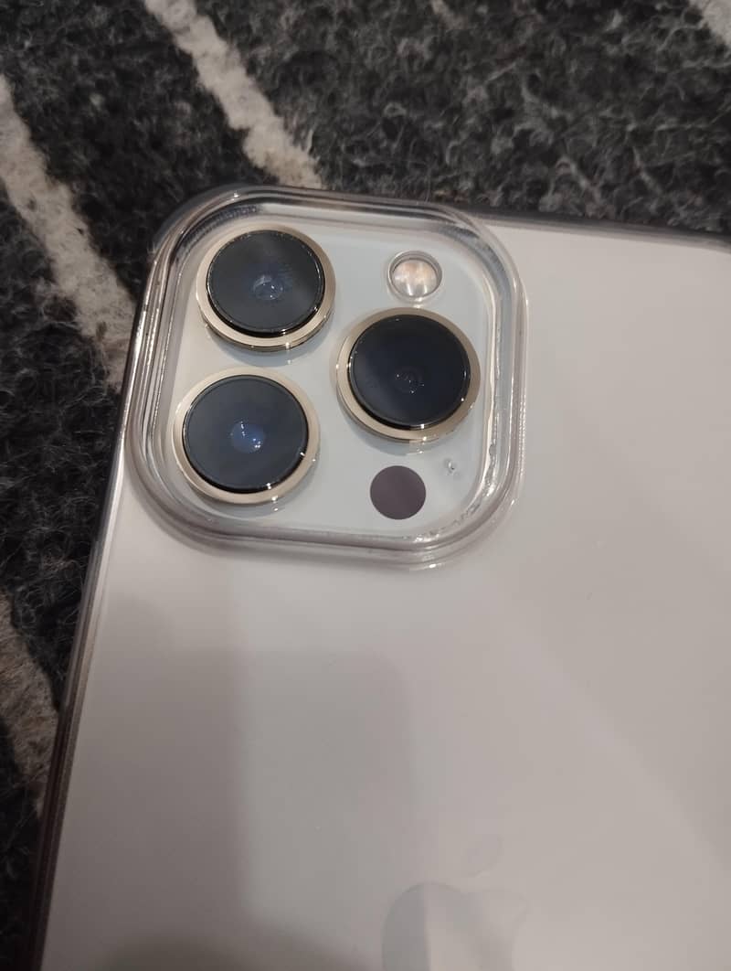 iphone 13 pro max 1