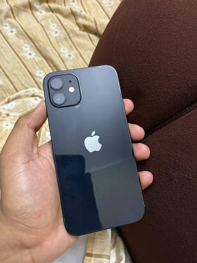 Apple iPhone 12