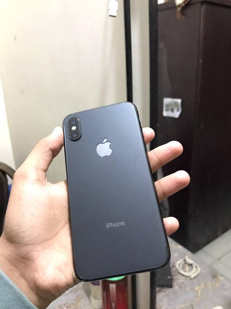 Apple iPhone X 6
