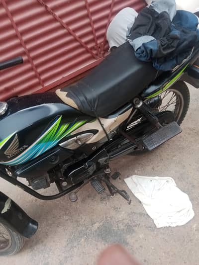 Honda pridor 2019 Karachi namber complete paper file seild engen cplc