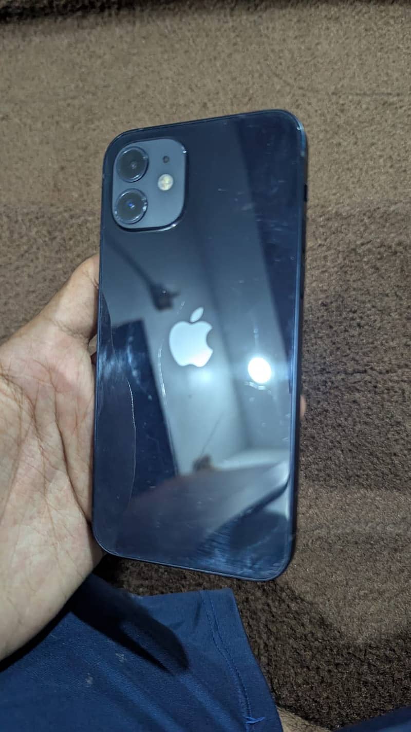 Apple iPhone 12 1