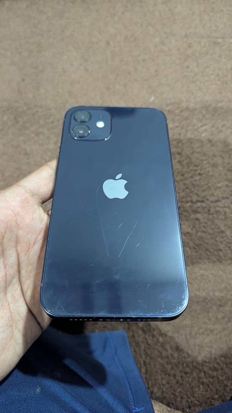 Apple iPhone 12 3