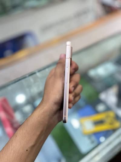 Google Pixel 8