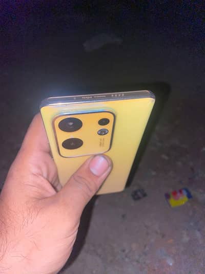 Infinix Zero 30