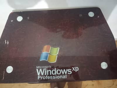 I am selling my computer table