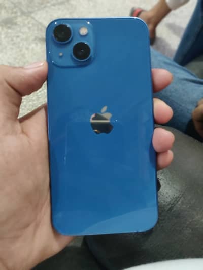 Apple iPhone 13