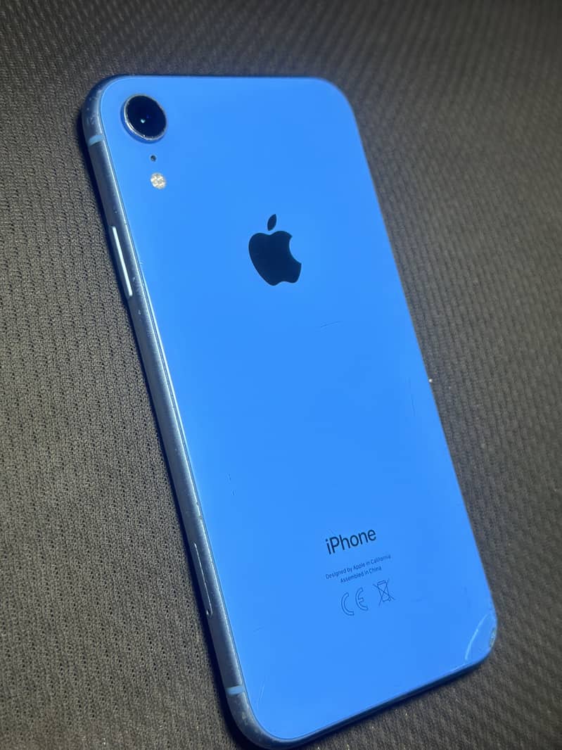 Apple iPhone XR 0