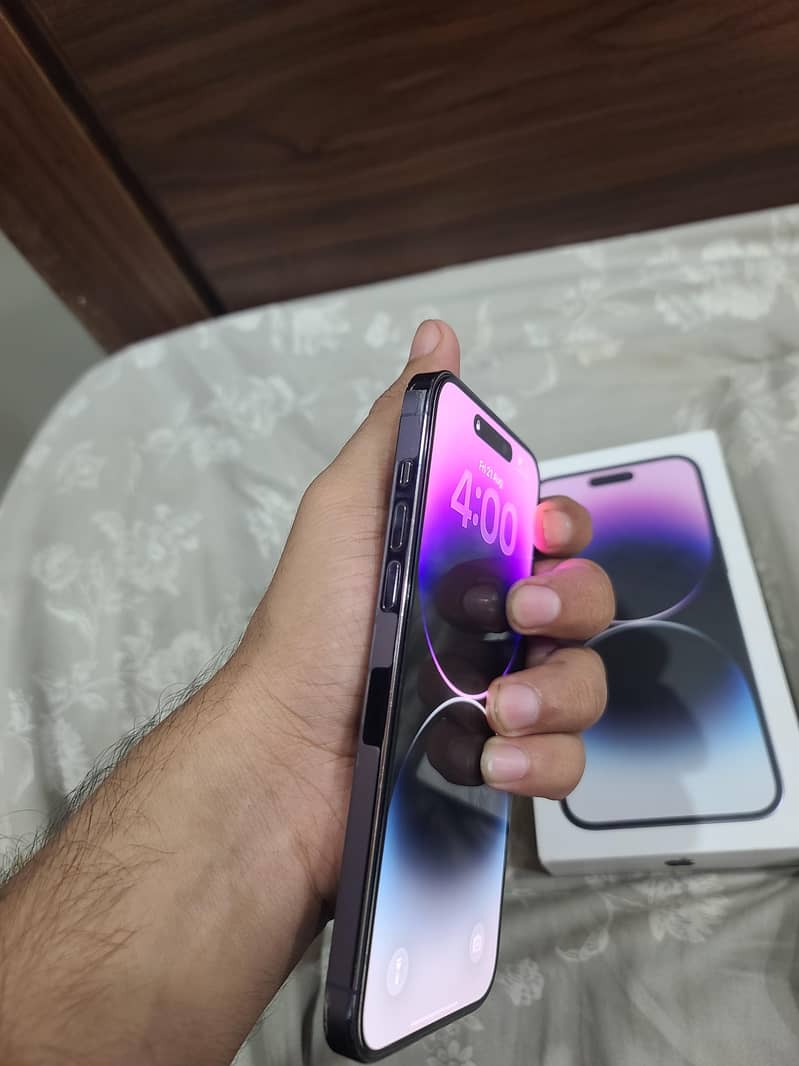 Apple iPhone 14 Pro Max 4