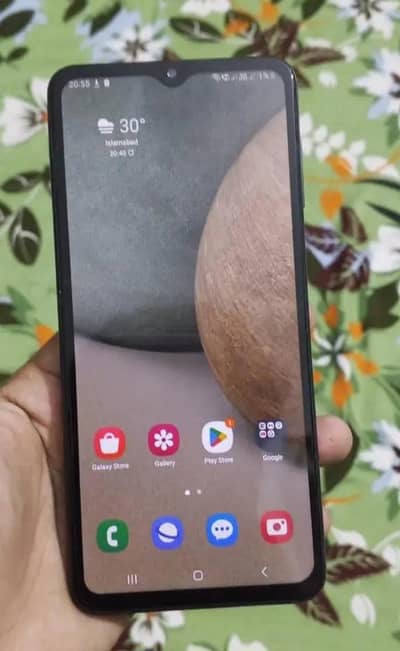 Samsung Mobile A12 all okay box&chrgr avail 10 10 condition