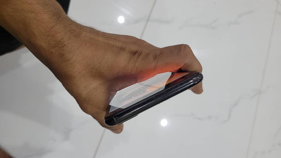 Apple iPhone 7 Plus 8