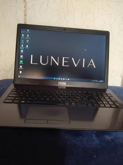 core i5 6th generation 8gb ram Samsung SSD gaming laptop