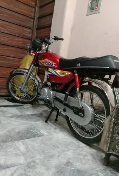 bike for sale cd70 20 model  Ka smn lga original all ok new ha