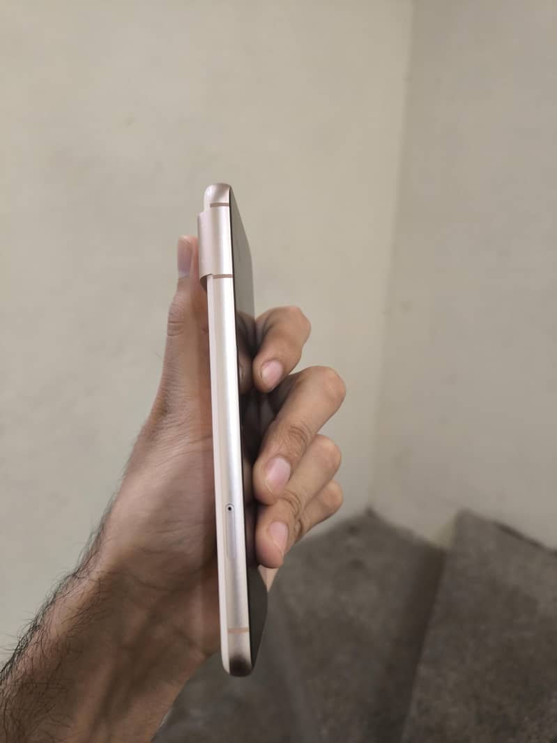 Google pixel 8 2