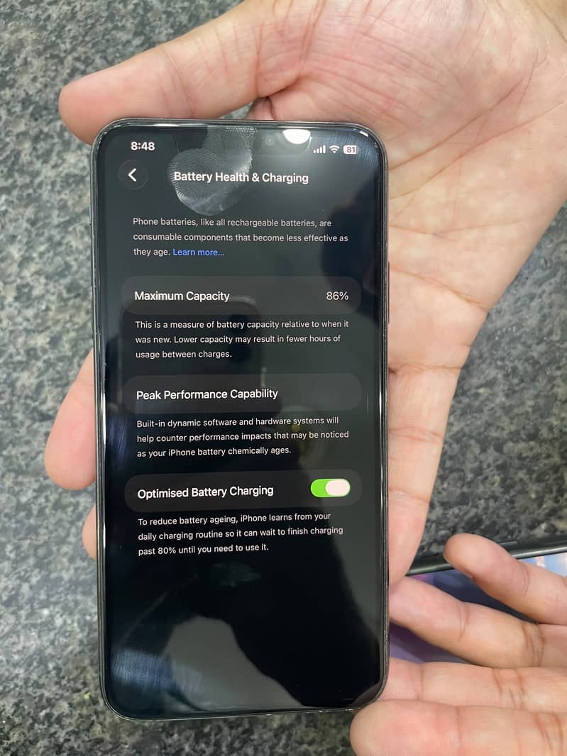 Apple iPhone 11 Pro Max 6