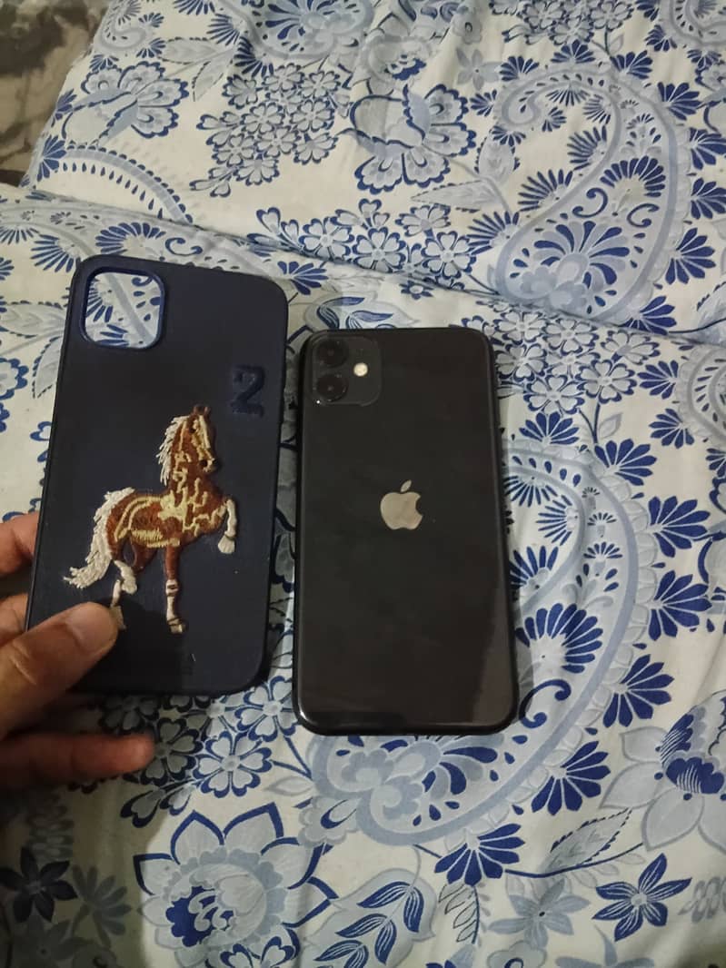 Apple iPhone 11 3