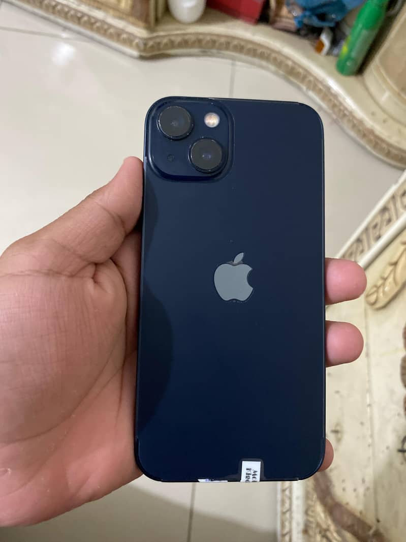 Apple iPhone 13 1