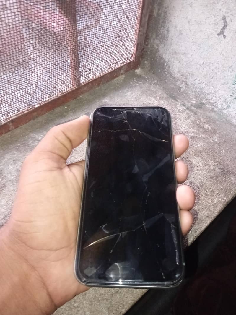 Apple iPhone 11 1