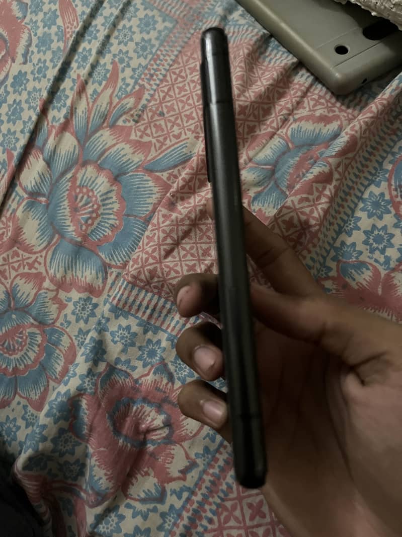 Google Pixel 7a 3