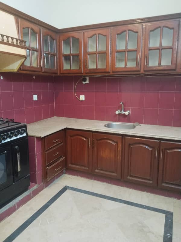 E11 VIP upper portion 2bed 9