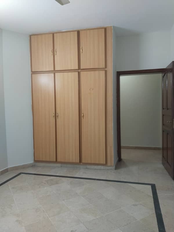 E11 VIP upper portion 2bed 11