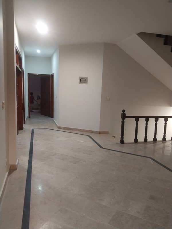 E11 VIP upper portion 2bed 15