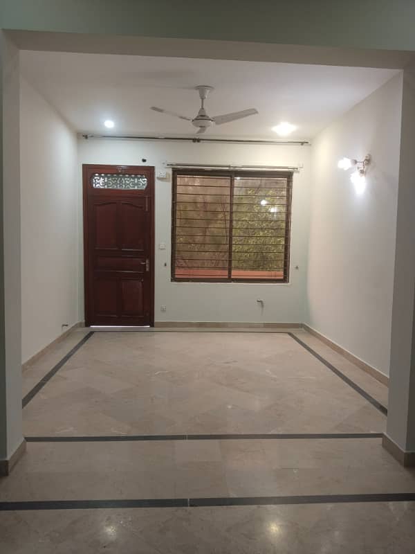 E11 VIP upper portion 2bed 16