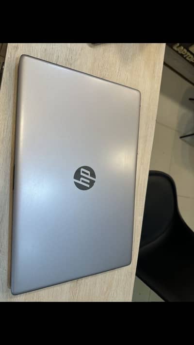 Hp laptop core i3 6gen