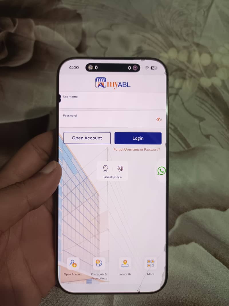 Apple iPhone 16 Pro Max 2