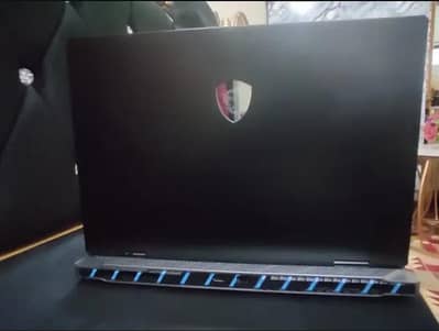 MSI Titan 18 HX Ai Ultra 9 285HX 64gb ram 4TB SSD 24GB