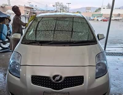 Toyota Vitz 2006