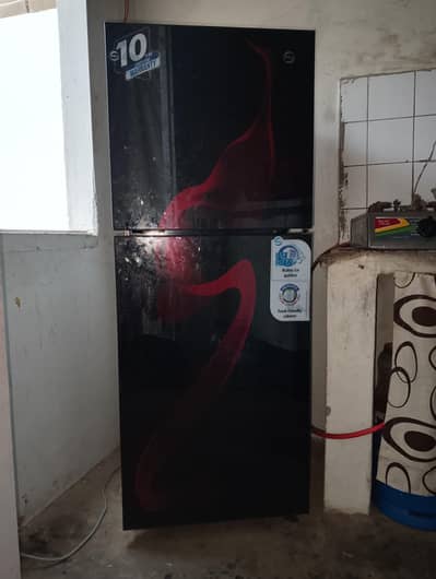 5 month use Fridge for sell