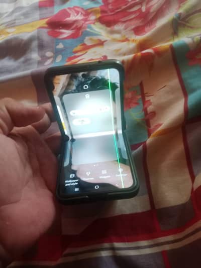 Samsung flip 3 8/128