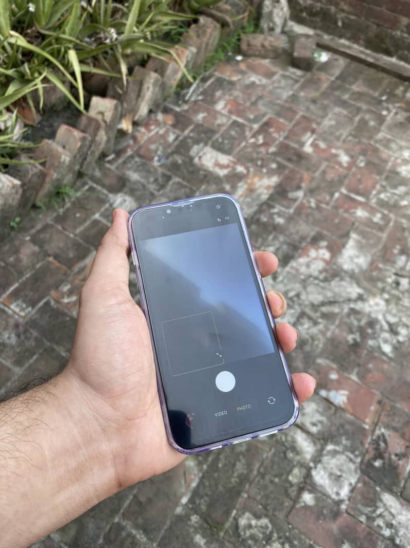 Apple iPhone 13 7