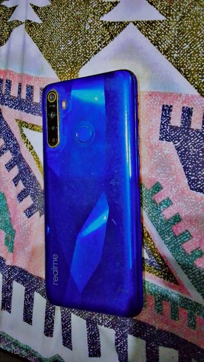 Realme 5 4gb ram 64gb rom