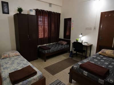 Girls Hostel in Islamabad | All-Inclusive Short/Monthly Stay | G-9