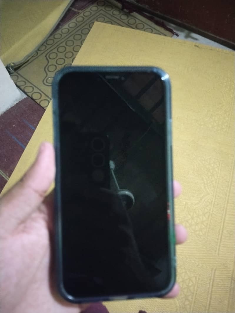 Apple iPhone XR 1
