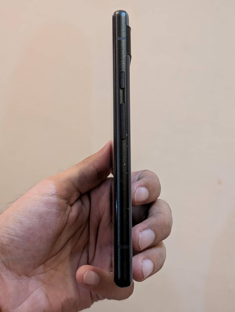 Google Pixel 6a 1