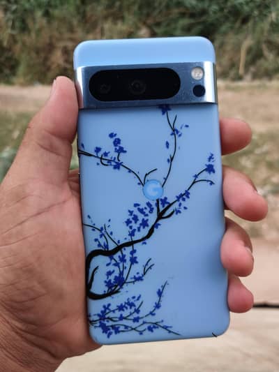 Google Pixel 8 Pro