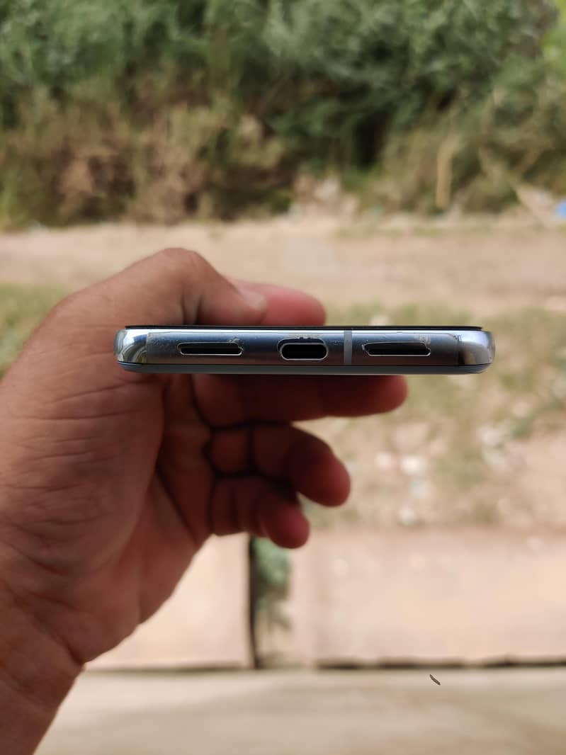 Google Pixel 8 Pro 2