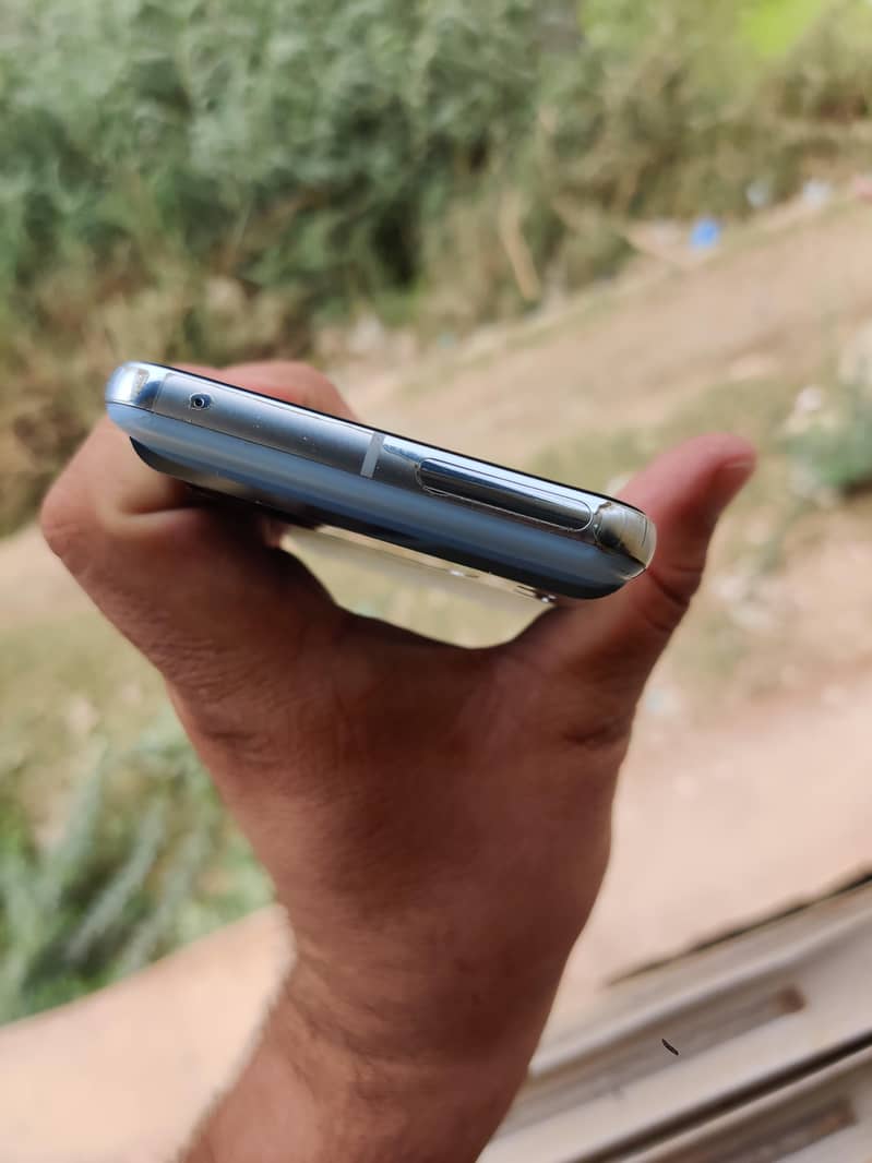 Google Pixel 8 Pro 3