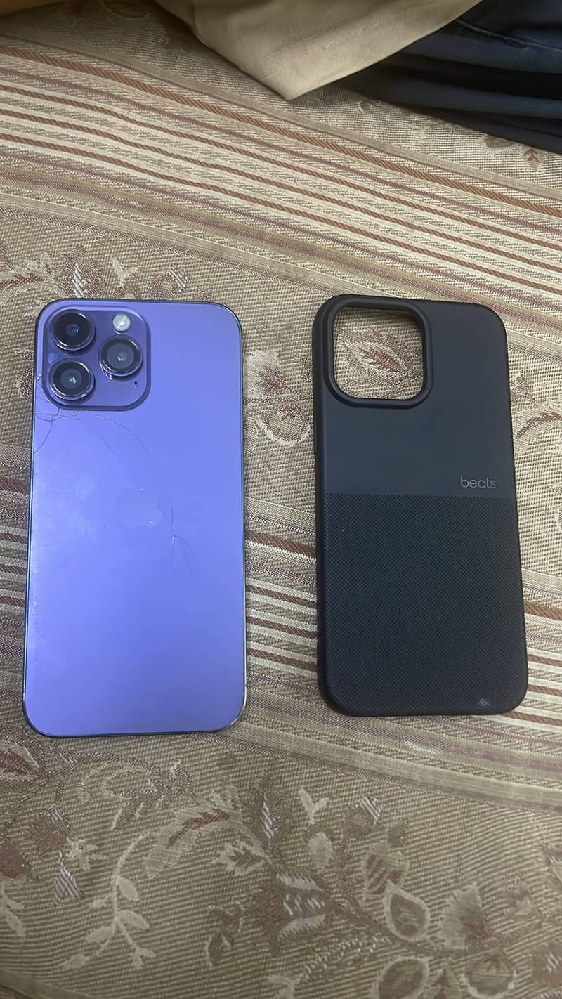Apple iPhone 14 Pro Max 2