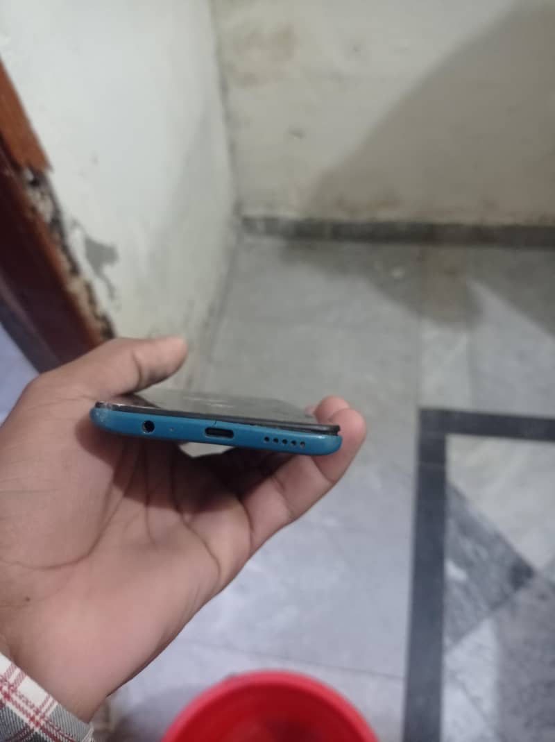 Xiaomi Redmi Note 9 5