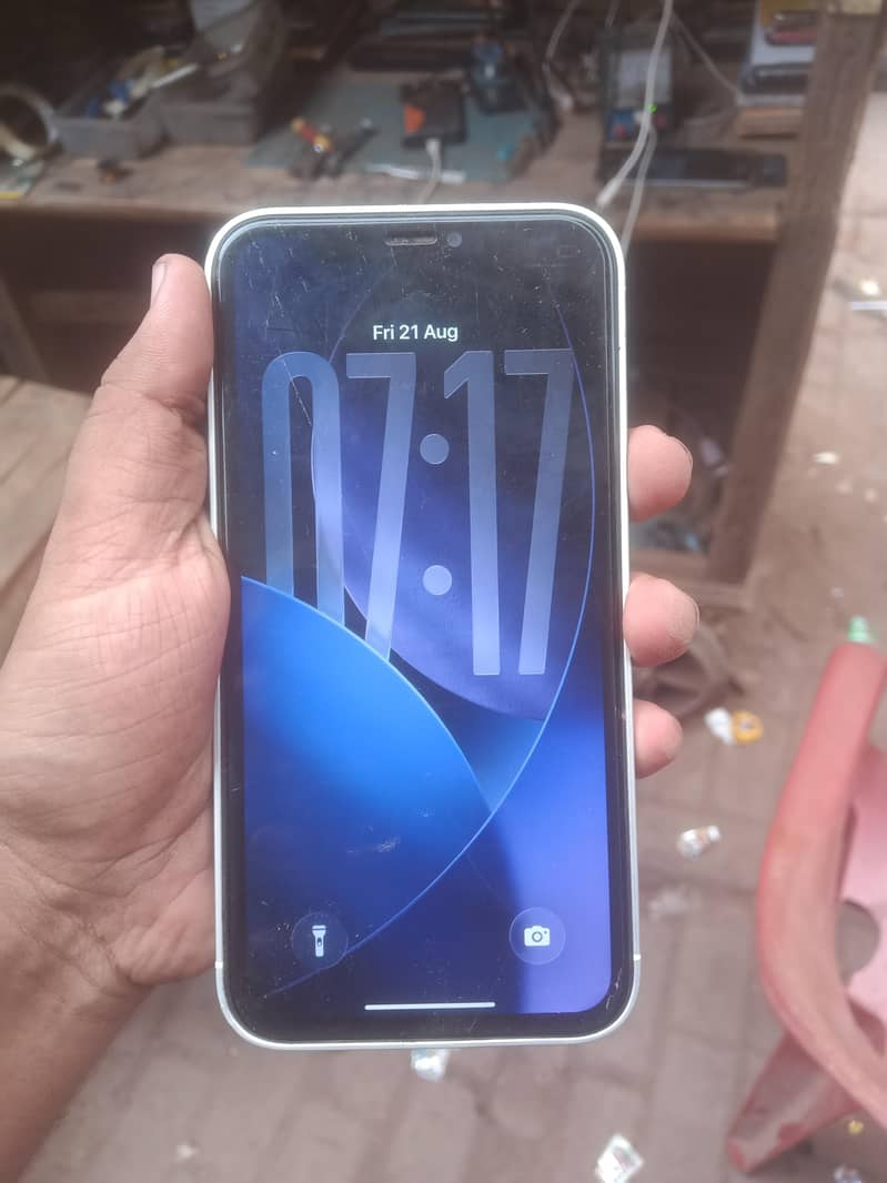 Apple iPhone 11 2