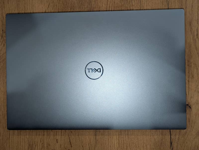 Dell Precision 5570 4